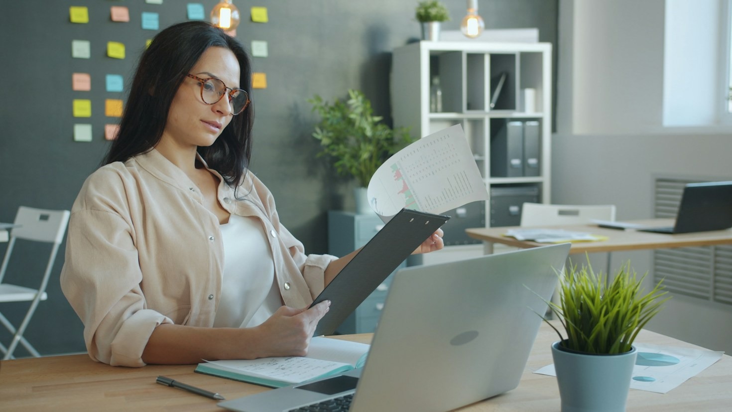 Accesorios tecnológicos imprescindibles para trabajar en movilidad
